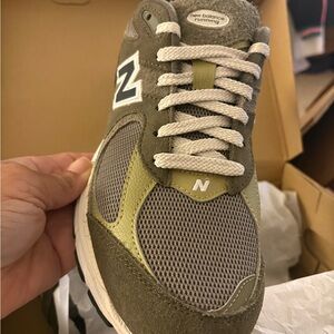 New Balance Men's Olive and Gray Athletic Shoes